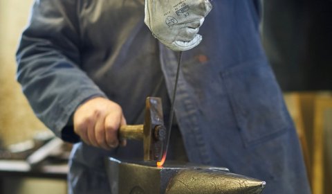 LA SINTESI FRA LEGNO E FERRO