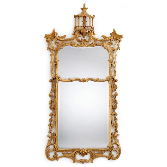 Mirror frame with divided mirrors